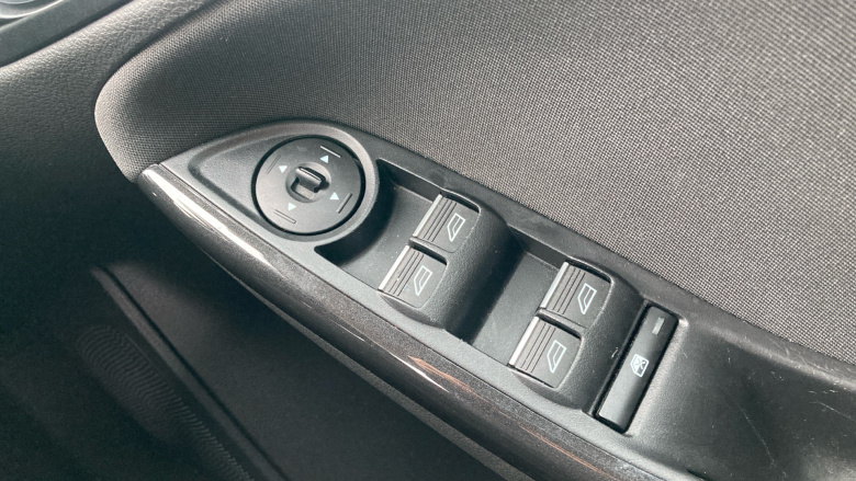 Ford Focus 1.0 EcoBoost 125 Titanium 5dr Petrol Hatchback